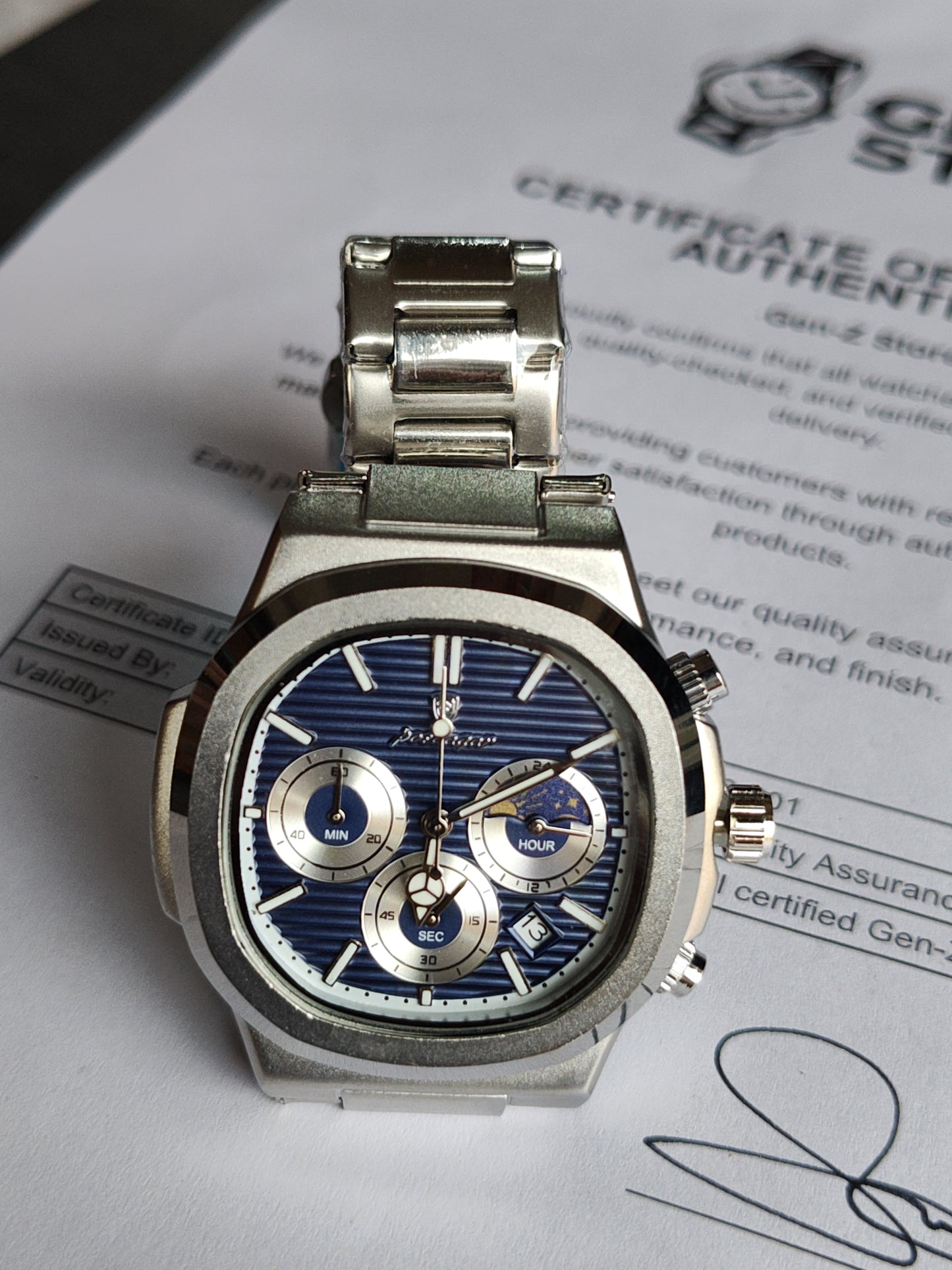 Sporty Blue Textured Dial Chronograph Watch - Silver Stainless Steel Bracelet