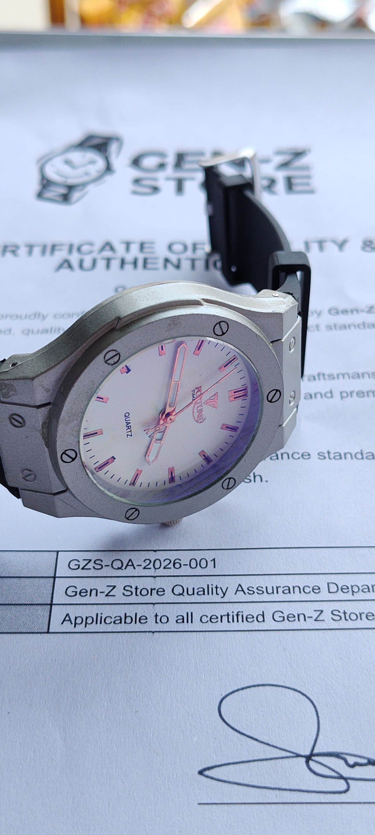 Fortune Time Quartz Men’s Watch – Luxury Sport Design with Rubber Strap