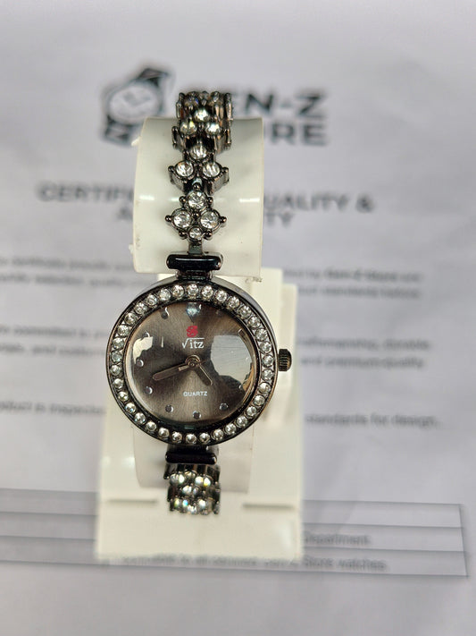 Vitz Golden Quartz Watch